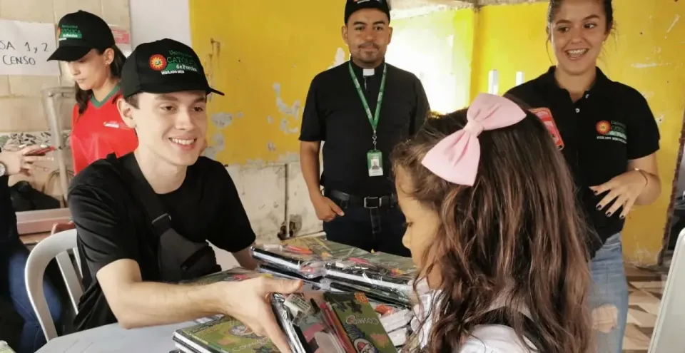 Compromiso comunitario y liderazgo estudiantil